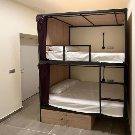 Multi Hostel Calvario 马德里 外观 照片