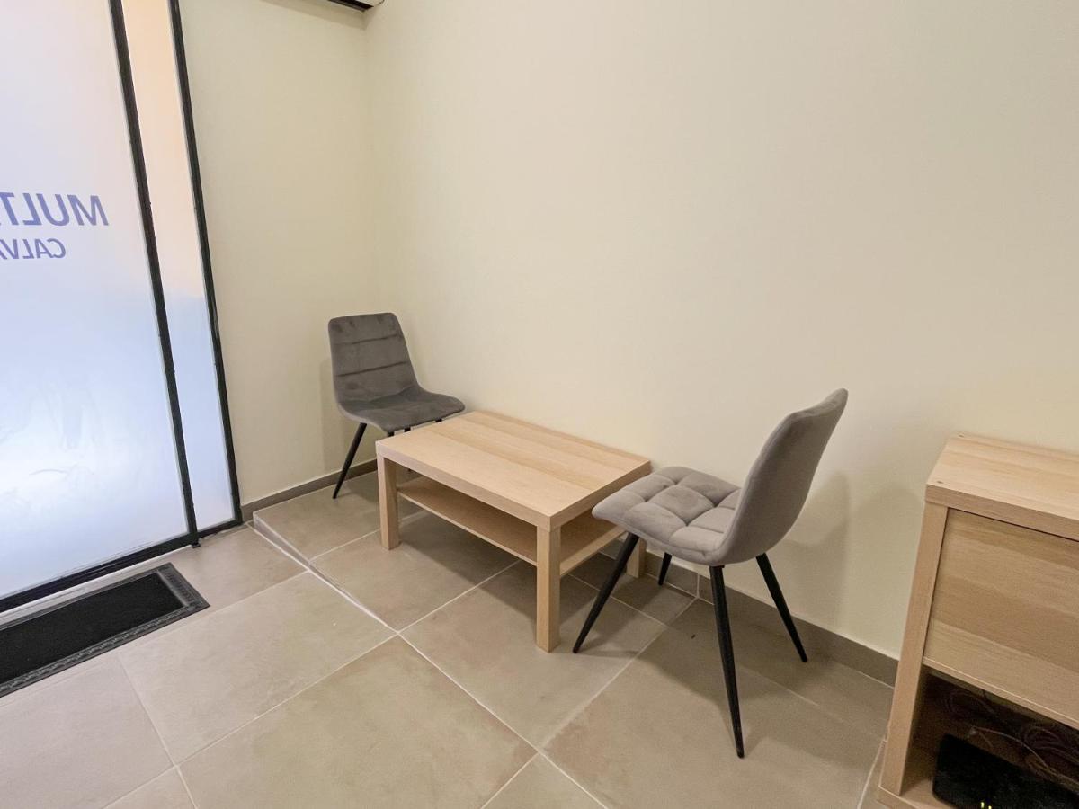 Multi Hostel Calvario 马德里 外观 照片
